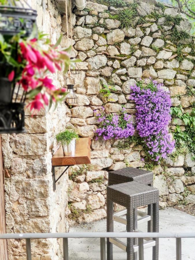 Bruguera Hostal Moline מראה חיצוני תמונה