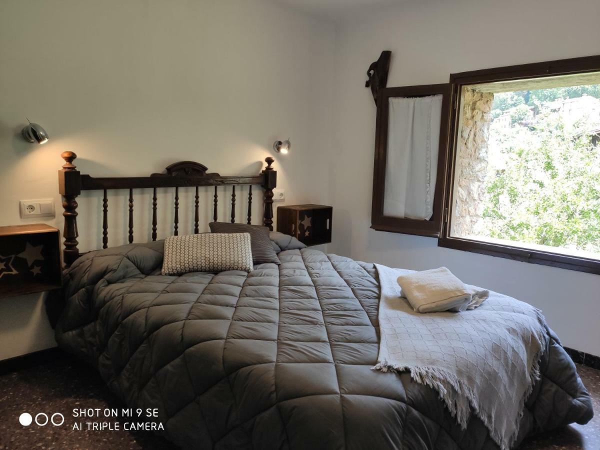 Bruguera Hostal Moline מראה חיצוני תמונה