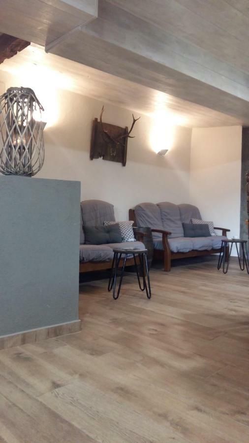 Bruguera Hostal Moline מראה חיצוני תמונה